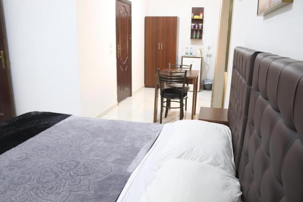 Salvador Dali Apartments Amman Eksteriør bilde