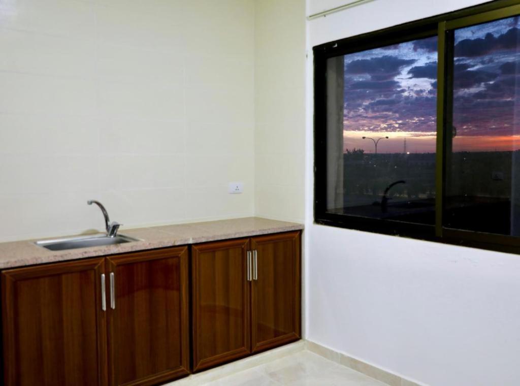 Salvador Dali Apartments Amman Eksteriør bilde