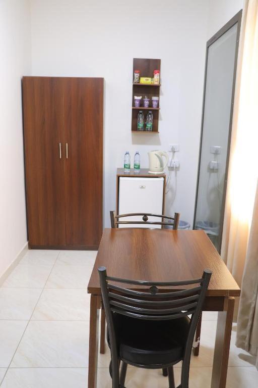 Salvador Dali Apartments Amman Eksteriør bilde